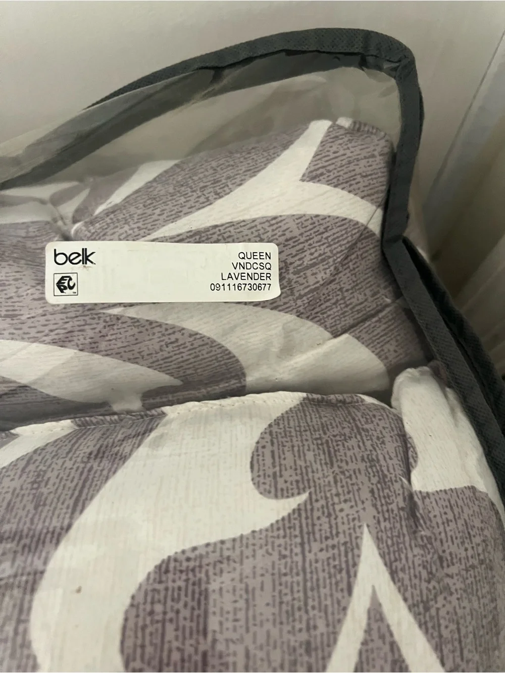 Modern Southern Home Viéndome Reversible Queen Comforter Set New Open Packaging